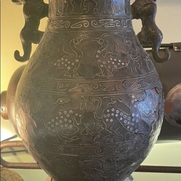 Purple Bronze Hu Vase - Picture 14 of 14
